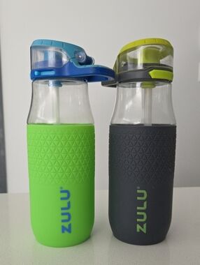 ZULU Kids Water Bottle - Green & Gray Silicone Grip